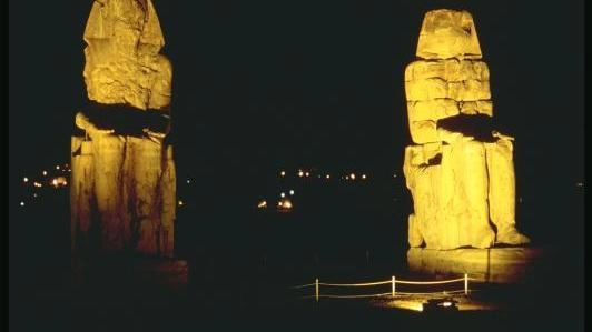 colossi of memnon , Luxor, Egypt travel booking